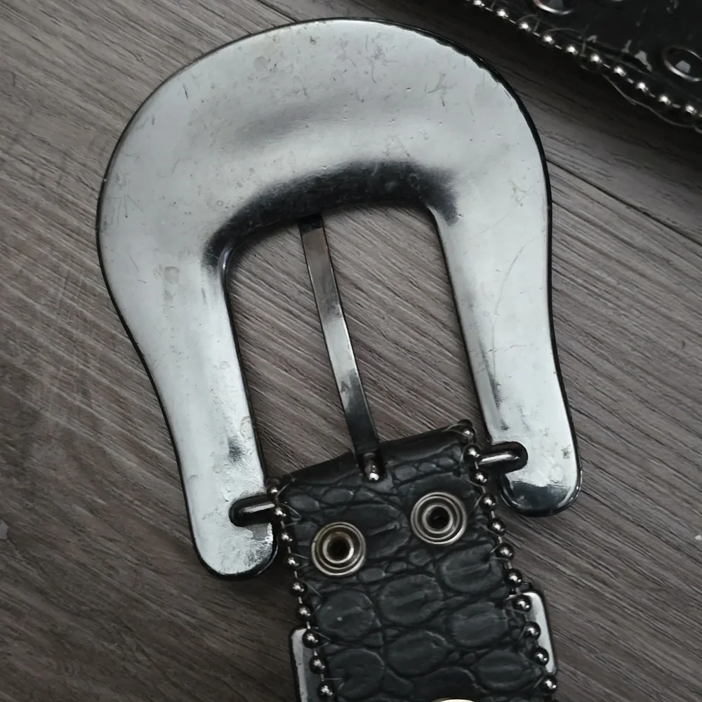 Western Vintage  Cow Girl Buckle Belt - Studded - Picture 5 of 7